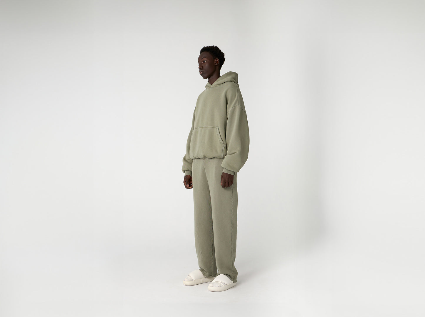 1000gsm double layered hoodie olive green